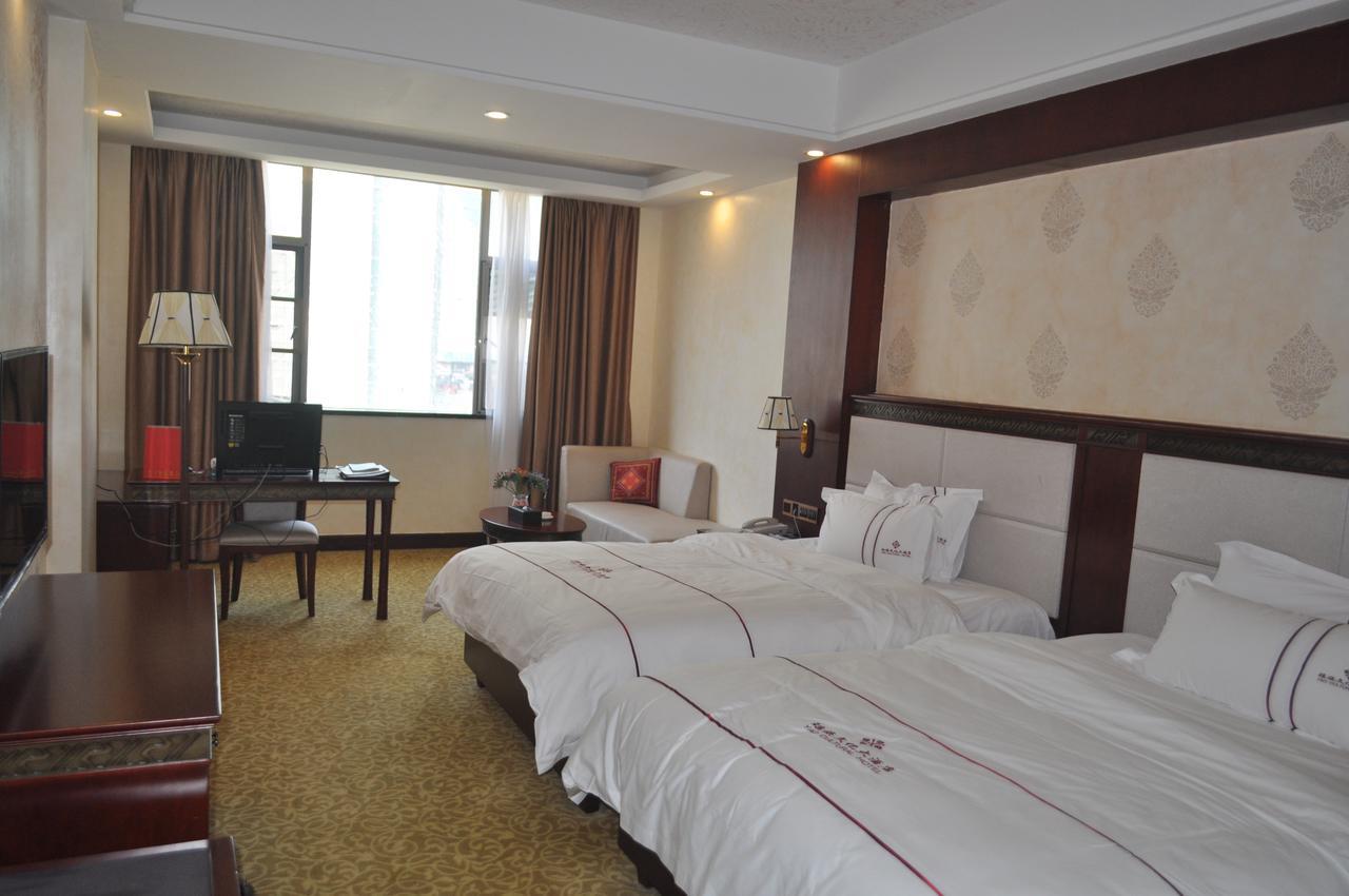 Guangdong Yao Cultural Hotel Liannan Esterno foto